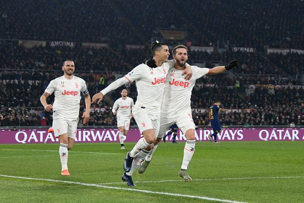 Bungkam AS Roma, Juventus ke Puncak Klasemen
