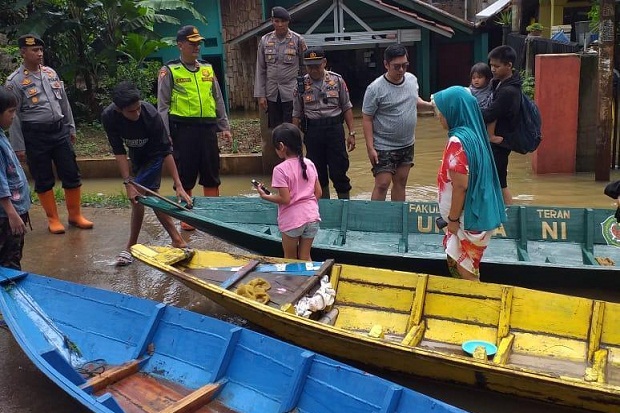 Hujan Kembali Turun, Banjir Kabupaten Bandung Tak Juga Surut