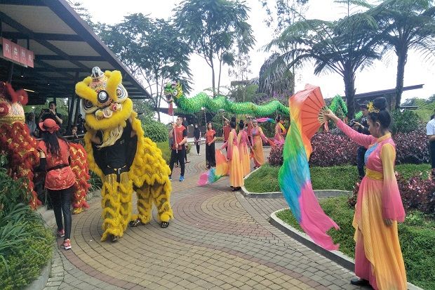 Berharap Berkah dari Cucuran Hujan di Awal Tahun Tikus Logam