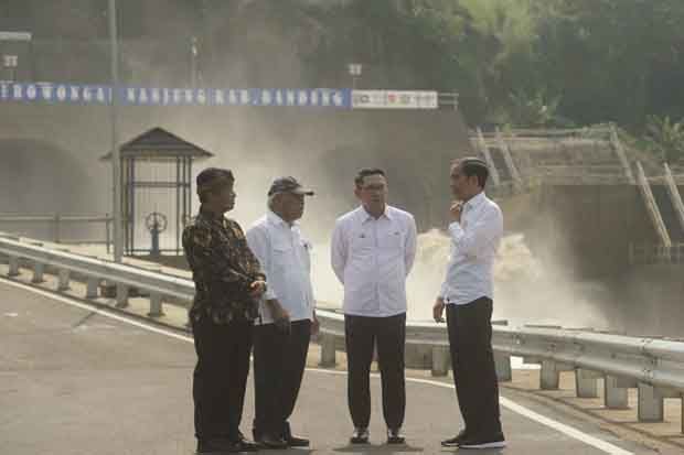 Presiden Jokowi Resmikan Terowongan Pengendali Banjir Nanjung