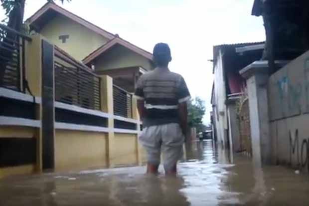 6 Jam Diguyur Hujan Deras, Ratusan Rumah di Susukan Cirebon Terendam Banjir
