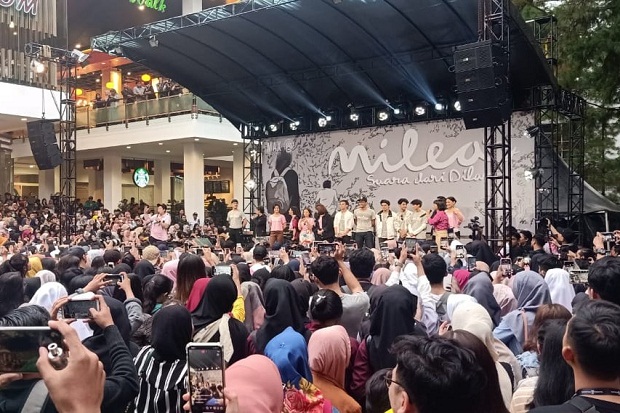 Gala Premier di Bandung, Bintang Milea Konvoi dari Gedung Sate ke Ciwalk