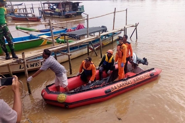 Remaja Tenggelam di Sungai Ciputrahaji Ciamis Ditemukan Tak Bernyawa