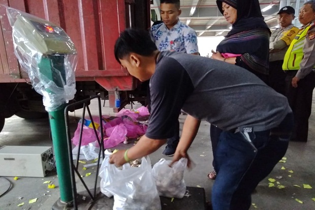 Gelar Pasar Murah di Cimahi, Satgas Pangan Jabar Siapkan 7 Ton Bawang Putih