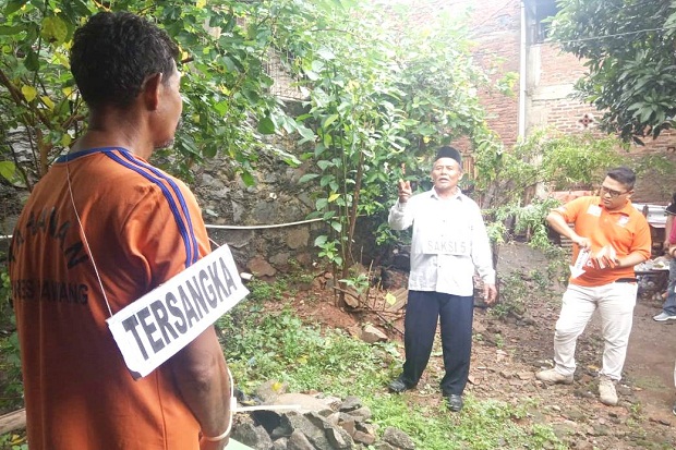 Rekonstruksi Pembunuhan Mantan Istri di Karawang, Tersangka Peragakan 29 Adegan