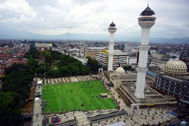 Cegah Penularan Corona, Masjid Raya Bandung Tak Gelar Salat Jumat selama 2 Pekan