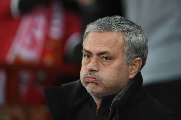 Manchester United Resmi Pecat Jose Mourinho