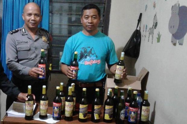 Puluhan Botol Miras Disita dari Rumah Warga Sayegan Sleman