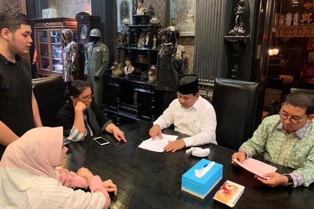 Kunjungi Keluarga Ahmad Dhani, Prabowo Beri Dukungan Moril