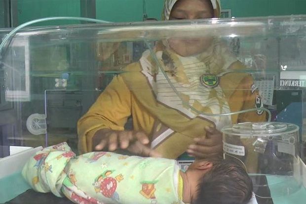 Bayi Mungil Dibuang di Belakang Rumah Warga Pomahan Karanganyar