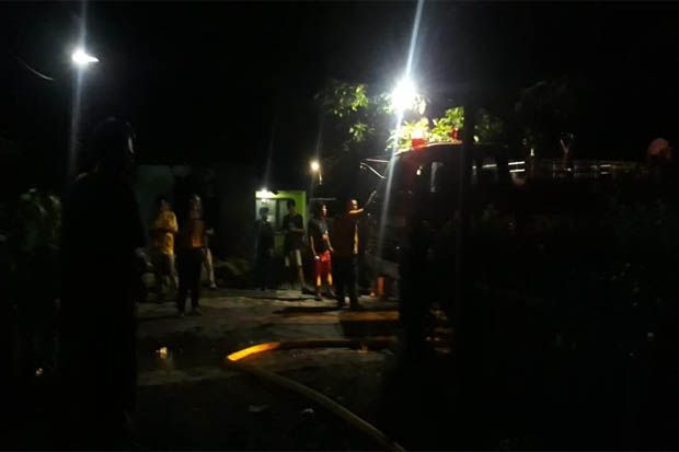 Lupa Matikan Kompor, Rumah Nenek Sunarti Nyaris Habis Dilalap Api