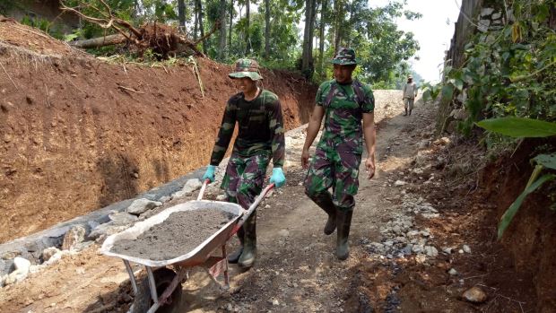 TMMD di Sukoharjo, TNI dan Warga Kompak Bangun Infrastruktur