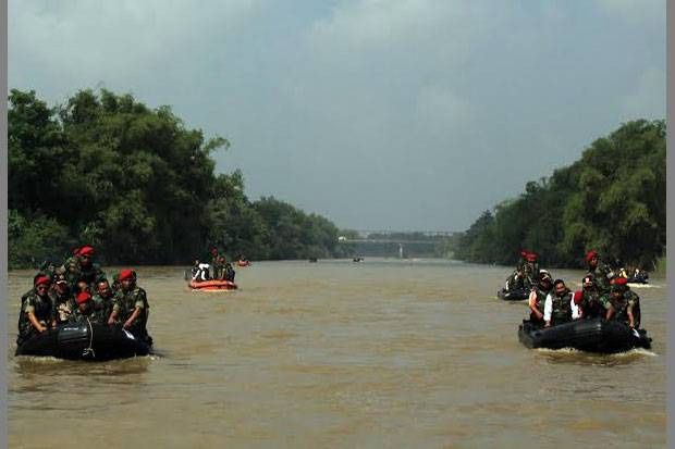 Sempat di Level Siaga, Ketinggian Air Sungai Bengawan Solo Dipantau