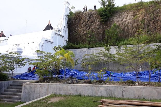 BPBD DIY Siapkan 220 Terpal Tutup Longsor Makam Raja-Raja Imogiri