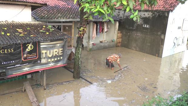 Dua Sungai Meluap, Tiga Kecamatan di Kendal Terendam Banjir
