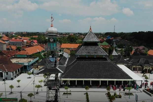 Masjid Agung Demak, Kokoh Berdiri Ditopang Tiang Sumbangan Empat Sunan