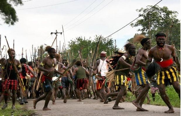 4 Tewas Tertembak Saat Massa Serang Kantor Distrik di Papua