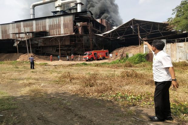 Ditinggal Salat Jumat, Pabrik Gula Sragi Pekalongan Terbakar