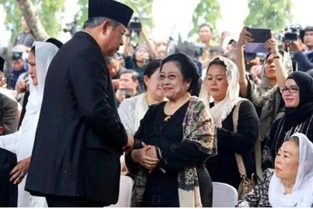 Ganjar Ungkap Momen SBY Salami Megawati