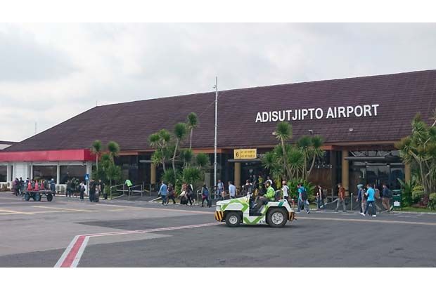 H+2 Lebaran Penumpang Bandara Adisutjipto Turun 33,50%