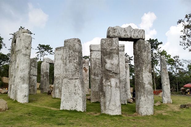 Tak Perlu ke Inggris, Stonehenge Ada di Cangkringan Sleman