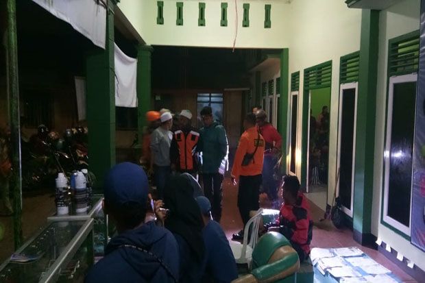 Pendaki Gunung Sindoro Jatuh, Evakuasi Berlangsung Dramatis