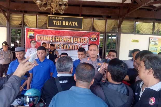 Keroyok Polisi Berpangkat Kombes, 4 Warga Semarang Dibui