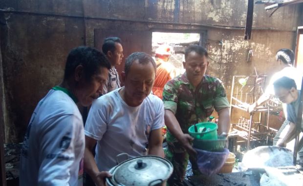 Api Tungku Menjalar, Rumah Warga Semarang Terbakar