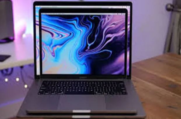 Apple Tarik MacBook Pro Karena Baterai Terdeteksi Mudah Terbakar