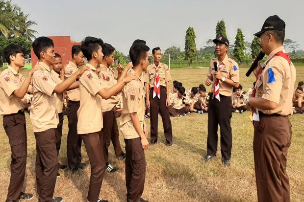 Siswa Baru SMK di Purwokerto Banyumas Digembleng Prajurit TNI