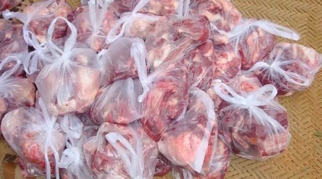 Hindari Plastik, Baiturrahman Siapkan 5.000 Besek Daging Kurban