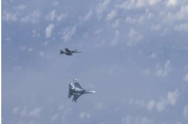 Dekati Pesawat Menhan Rusia, F-18 Spanyol Diusir Jet Tempur Su-27