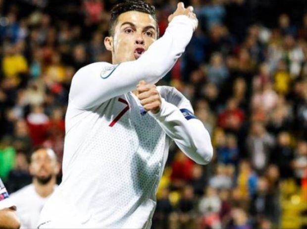 Ronaldo Nikmati Momen Cetak Rekor 4 Gol