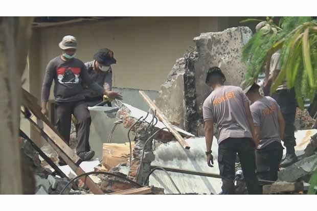 Masih Ada Sisa Bahan Peledak di Reruntuhan Gudang Bom Mako Brimob