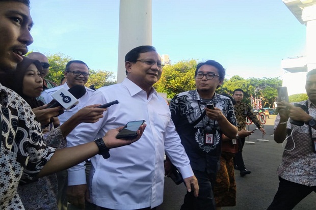 Prabowo Subianto Diminta Jokowi Urusi Bidang Pertahanan