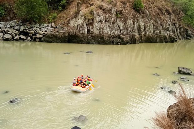 Ibu Muda Hilang Tenggelam di Sungai Serayu Banjarnegara