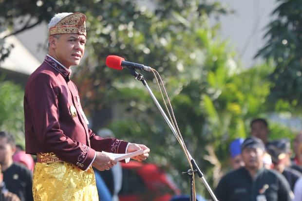 Ganjar Siap Bereskan Oknum Penegak Hukum Nakal di Jawa Tengah