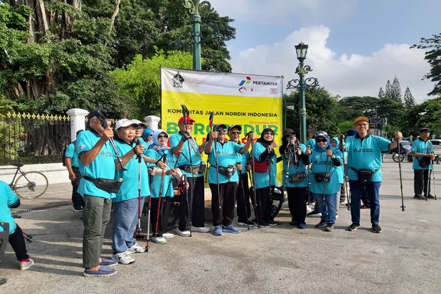 Ratusan Pecinta Jalan Nordik Nikmati Sensasi Jalan Kaki di Malioboro