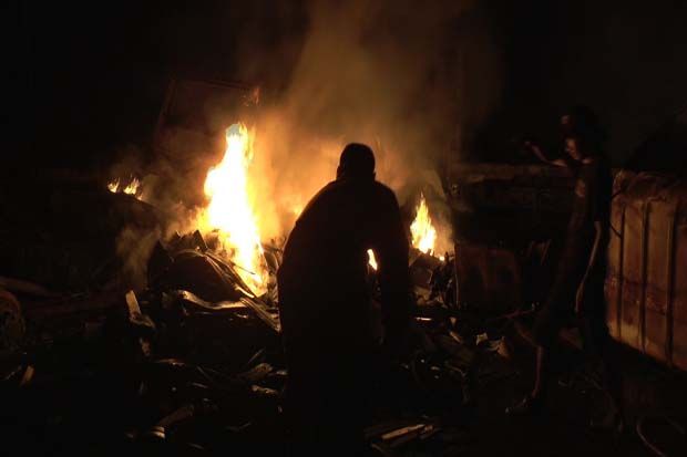 Gudang PT Tossa Shakti Kendal Terbakar, Satu Truk Hangus Dilalap Api