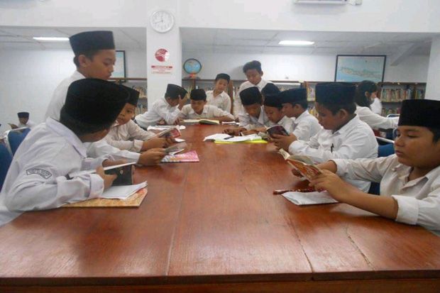 Madrasah di Semarang Ini Sediakan Pembayaran PPDB Pakai GoPay