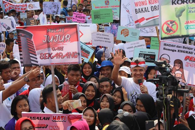 Demo Antikorupsi, Pelajar Jateng: PNS Koruptor Langsung Didor