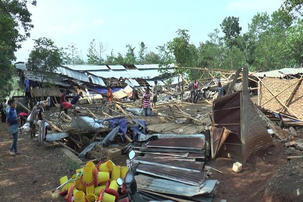 43 Rumah dan Dua Kandang Ayam di Kendal Rusak Diterjang Puting Beliung