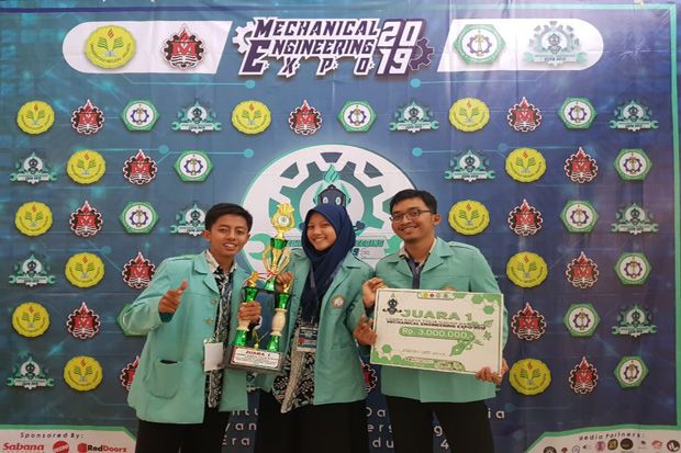 Tiga Mahasiswa UNS Juara 1 Kompetisi Mechanical Engineering Expo 2019