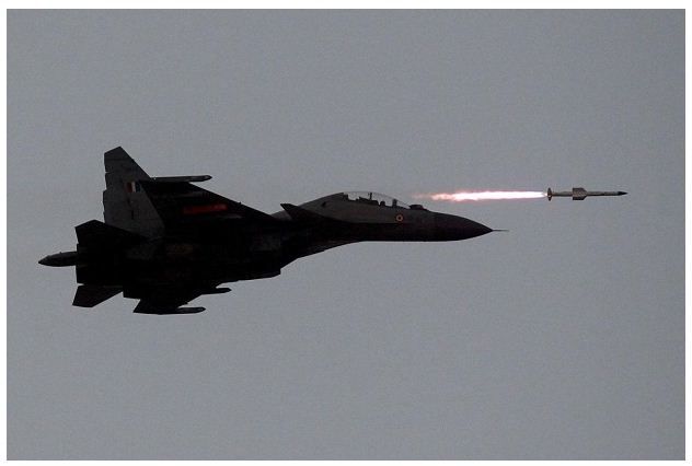 Jet Su-30 dengan Rudal BrahMos Dikerahkan ke Wilayah Selatan India