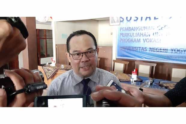 Didukung Tiga Parpol Maju Cabup, Rektor UNY Tunggu Sikap Nasdem