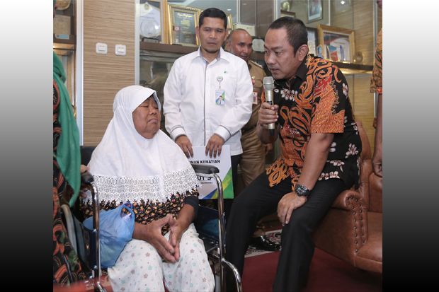 Pemkot Semarang Serahkan Klaim Jaminan Kematian