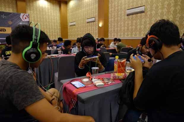 Ratusan Gamer Lintas Kota Pulau Jawa Beradu Cerdik di ESGC 2020