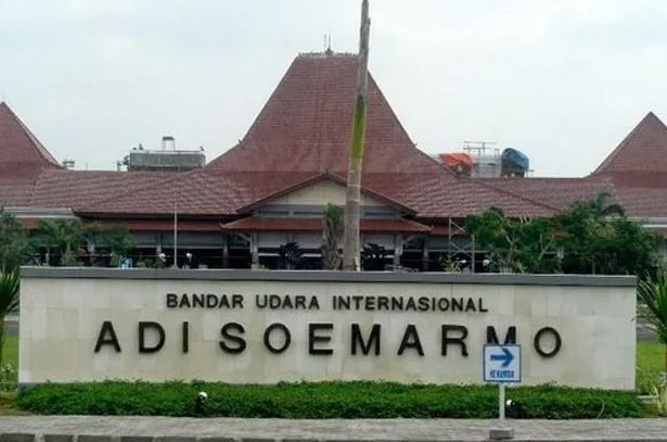Dampak Abu Vulkanik Merapi, Bandara Adi Soemarmo Ditutup