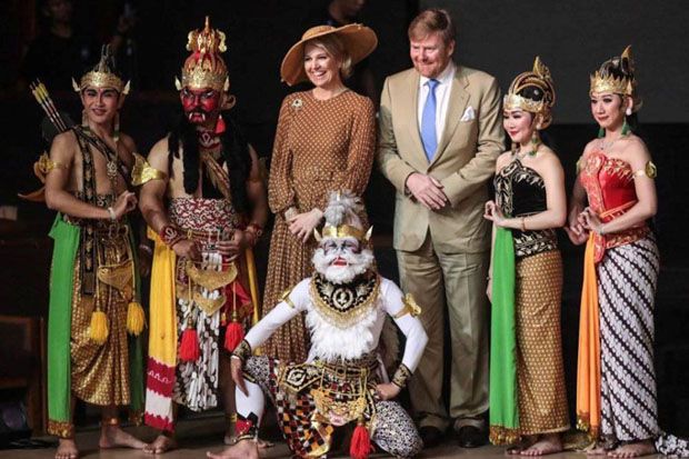 Raja dan Ratu Belanda Nonton Sendratari Ramayana di Prambanan