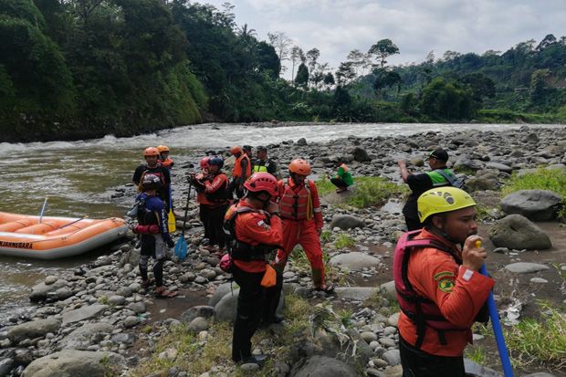 Asyik Mancing, Lelaki Paruh Baya Hanyut Terbawa Arus Sungai Serayu